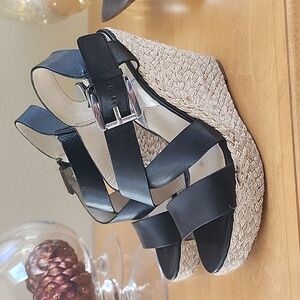 Michael Kors Giovanna Black Leather Wedges 7M